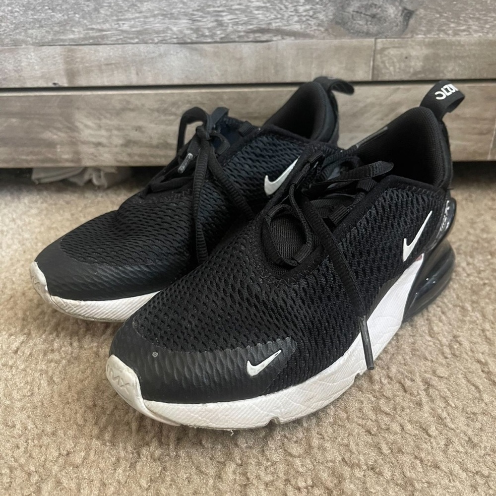 Nike air